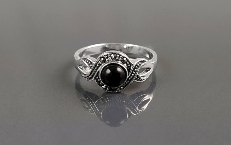 Bague Vintage En Argent Massif Et Onyx – Taille 50 (55 Annoncée), Ancienne
