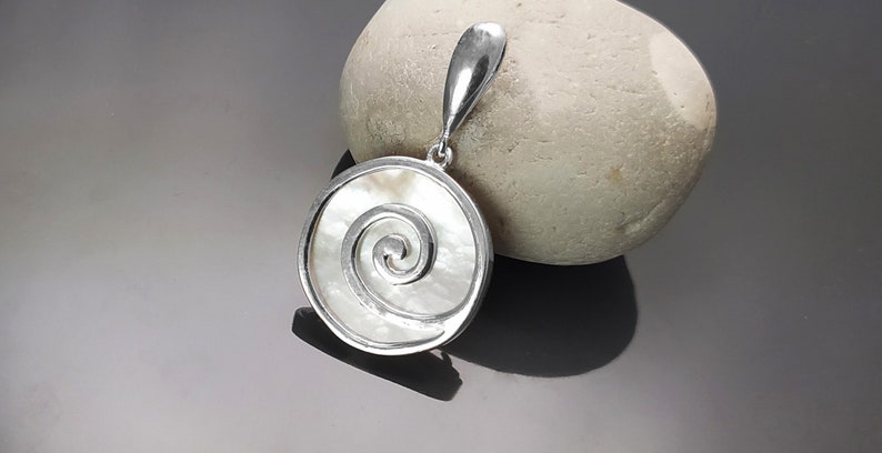 Spiral Earrings Set, Sterling Silver 925, White Mother of Pearl Shell Jewelry, Geometric Round Earrings and Pendant Set, Modern Disc Jewelry image 3