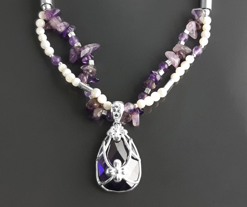 Collier Améthyste , Cuir, Galuchat, Torque, Perles, Nacre, Fleur, Zirconia, Bohème, Pendentif Améthyste, Violet, Collier Argent image 1