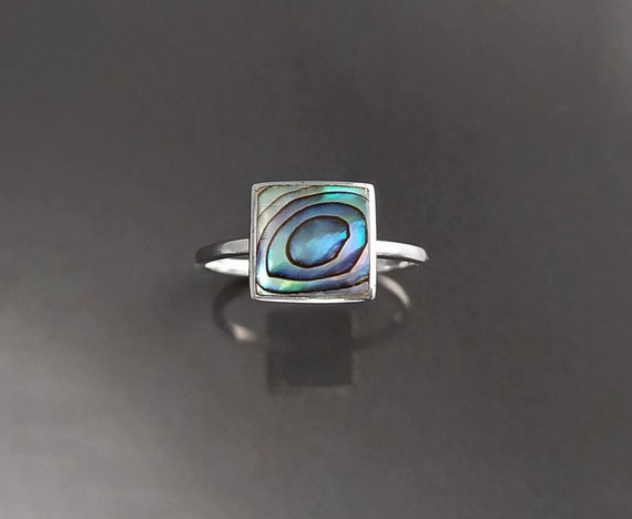 Sterling Silver Shell Peace Ring Sterling Silver Shell Peace Ring