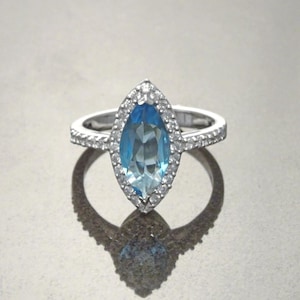 Blue Oval Ring, Sterling Silver, Square ring, Marquise Form Shape, Topaz Color Cz stone and White Stones CZ, Woman Jewelry, Woman Gift