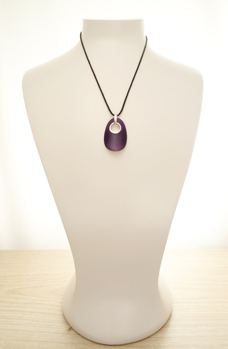 Pendentif pierre violette, bijou moderne argent 925, avec pierre ovale oeil de chat couleur améthyste mauve forme, cadeau femme image 3