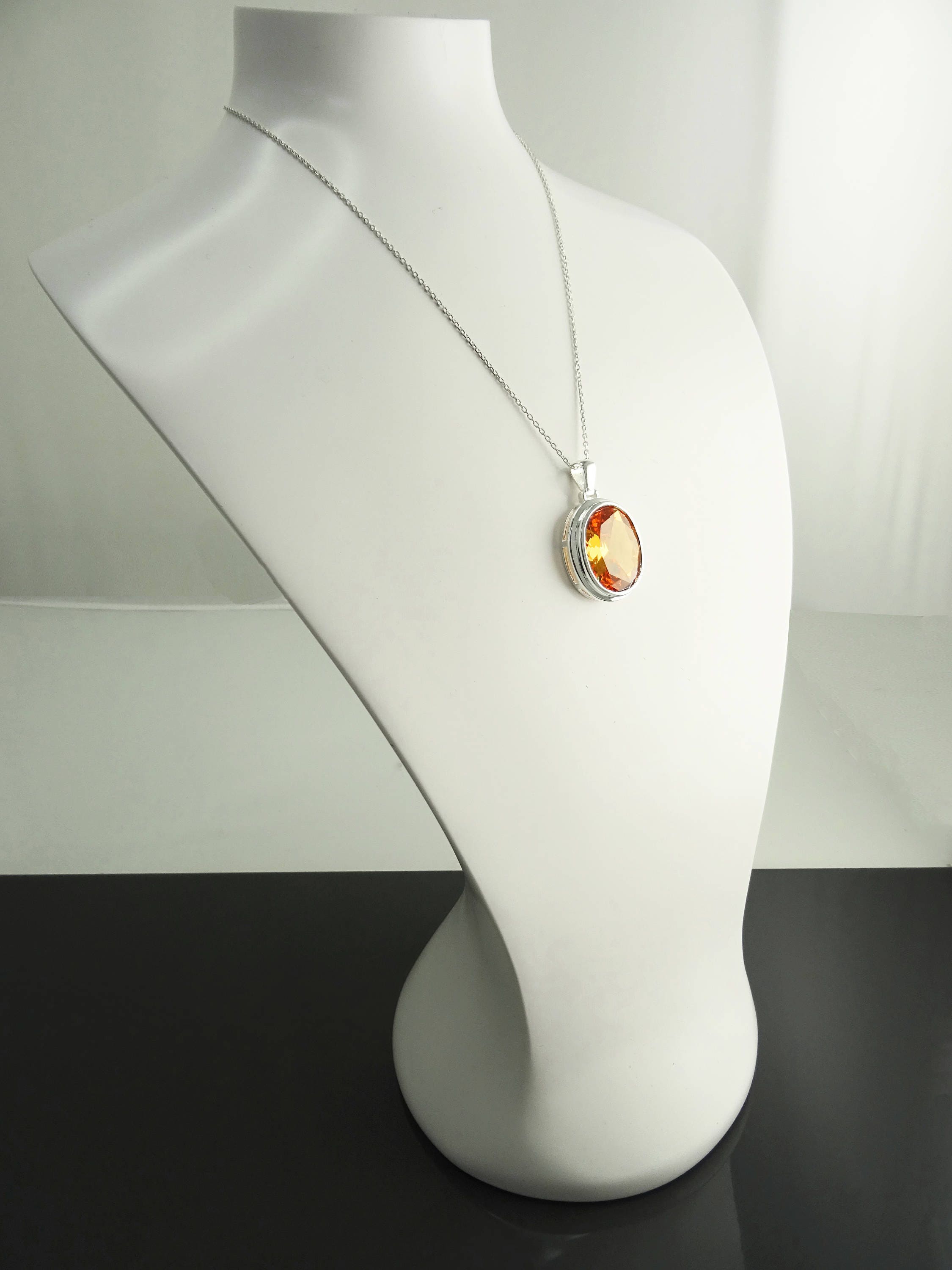 orange sapphire orange sapphire