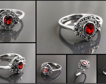 VICTORIAN 925 STERLING SILVER 4 CT SIM GARNET ANTIQUE STYLE RING #1133 
