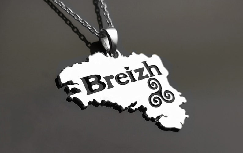 French Brittany Necklace, Sterling Silver, French Britain regional Jewelry Souvenir, Breizh Bretagne Map, Breton Pendant, Triskell Symbol imagem 1