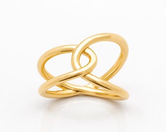 Intertwined Ring • Gold plated 18K • Openwork Crossover Knot Band • Modern Jewelry