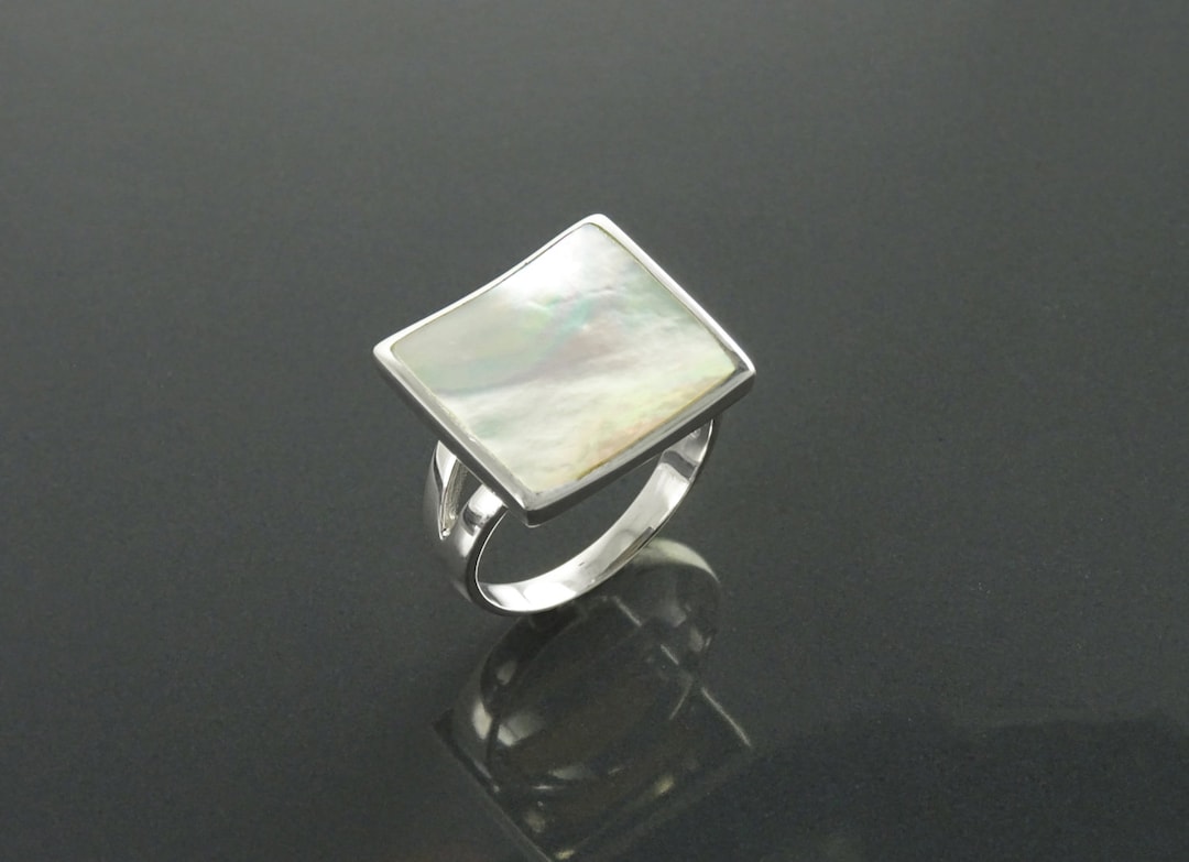 White Square Ring, Sterling Silver, Minimalist Geometric White Stone Ring, Mother of Pearl Shell , Curved Stone, Modern Minimal Jewelry - Etsy White Square Ring, Sterling Silver, Minimalist Geometric White Stone Ring, Mother of Pearl Shell , Curved Stone, Modern Minimal Jewelry - Etsy
