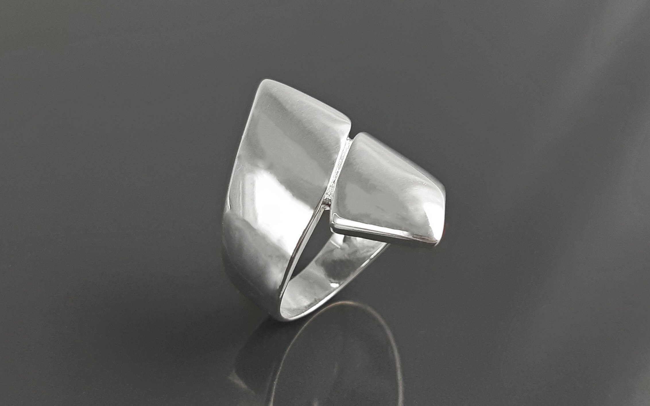 Sterling Bypass Ring Sterling Silver Large Crossing Ring - Etsy Canada