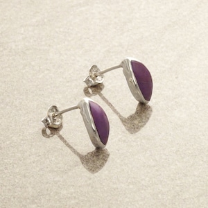 Purple Oval Earrings, Sterling Silver Pendant, Almond Oval Shape Stone, Modern Minimalist Violet Jewelry, Geometric Pointed Stone Studs