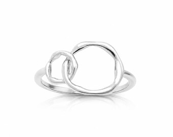 Sterling Silver Double Circle Ring • Organic Linked Loop Band • Minimalist Interlocking Hoop Jewelry
