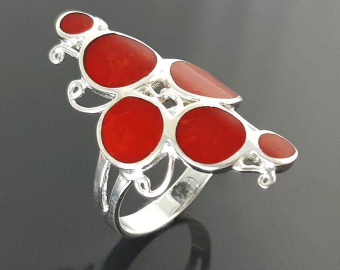 Red Round Ring, Sterling Silver 925, Modern Geometric Ring, Modern Red Stone, Red Circular Design Ring, Round Forms Ring.