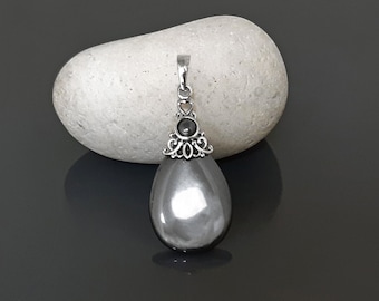 Art Deco Pendant - Sterling Silver, Filigree Pendant, Genuine Grey Hematite Stone, Vintage Style Boho Necklace, antique chic jewelry