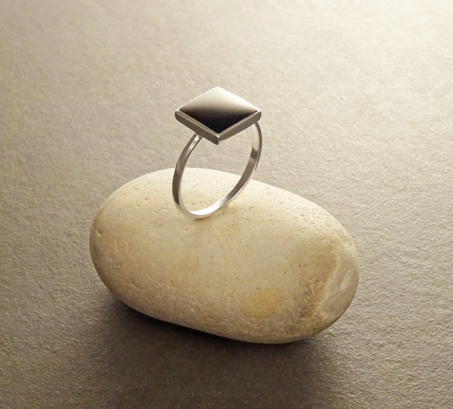 Nuxe Coffret Bague En Argent 925 Avec Nacre Ivoire - Création LES