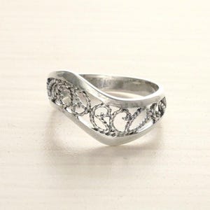 Boho Filigree Ring, Sterling Silver, Filigree Ring, Oxidized Lace Ring, Wave ring, Zigzag Ring, Swirl Ring, Midi Band Ring, Wavy Band Ring
