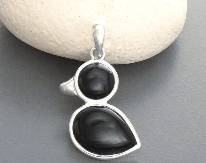 Birdy Pendant - Sterling Silver, Bird Pendant, Duck, Black Onyx, Dainty Jewelry, Dainty Pendant, Cute Necklace, Kawaii, Animals Jewelry