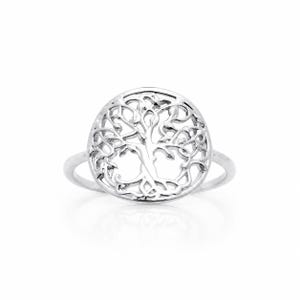 Könnte beinhalten: Ein silberfarbener Ring mit einem kreisförmigen Mittelstück, das ein filigranes, durchbrochenes Lebensbaum-Design zeigt. Das Metall hat eine polierte, reflektierende Oberfläche und der Ring ist dünn und glatt, verbunden mit dem kreisförmigen Motiv.