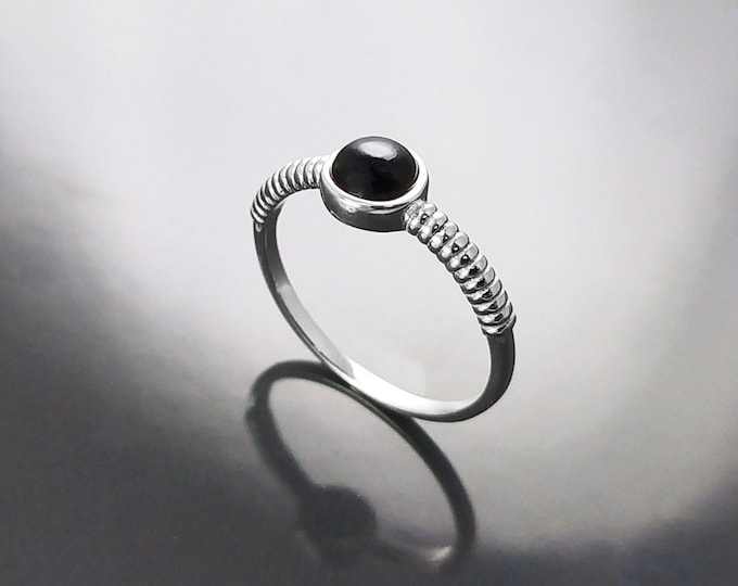 Round Onyx Ring, Sterling Silver, Black Onyx Gemstone, Small Domed Stone, Modern Ethnic Chic Braided Band Shank, Casual Style Jewelry