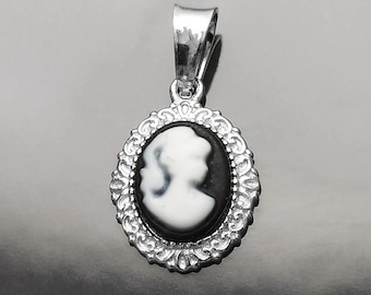 Cameo Pendant, Sterling Silver Black and white Resin stone Cameo, Vintage Victorian Jewelry, Small Cameo Charm, Small Antique Style Jewel