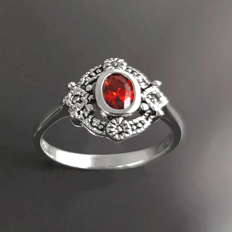 Schwarzer Steinring, Sterlingsilberring mit echten flachen ovalen schwarzen Onyx- und Marcasitsteinen, Vintage Art-Deco Ring, retro Schmuck Bild 5