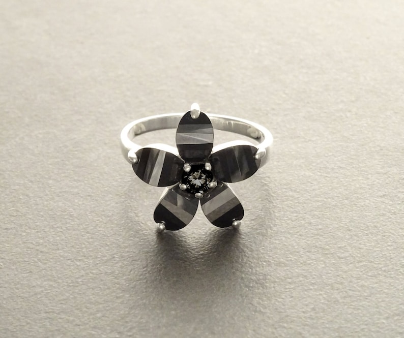 Black flower ring, sterling silver, black color Cz stone, five petals stones flowers, modern dark Gothic jewelry image 1