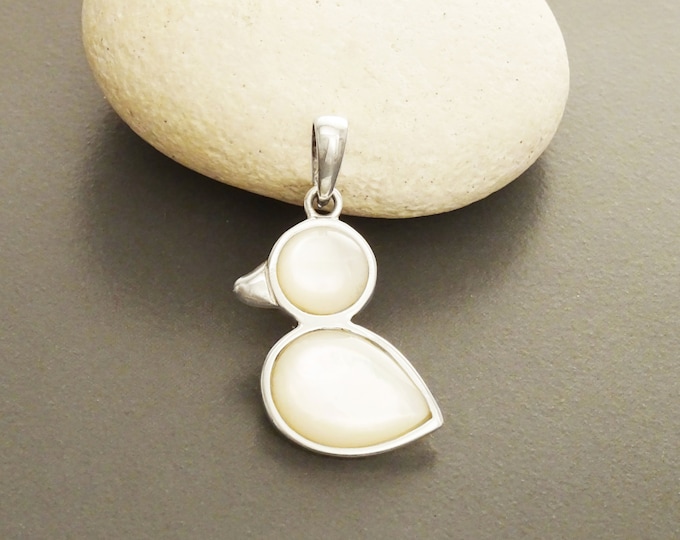 Duck Bird Pendant - Sterling Silver, 925, Mop, Mother of Pearl, Animals Pendant, Birdy, Animals, Dainty Jewelry, Teens Jewelry, Nature.