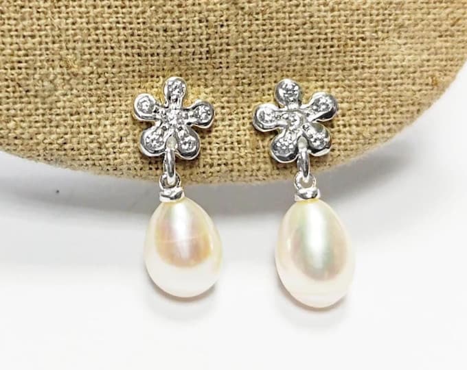 10 mm GENUINE White Shell Pearl Earrings, Sterling Silver 925 Flower Earrings, White Pearl Jewelry, Prom, Wedding, White Bridesmaids Gifts