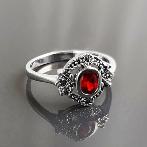 Schwarzer Steinring, Sterlingsilberring mit echten flachen ovalen schwarzen Onyx- und Marcasitsteinen, Vintage Art-Deco Ring, retro Schmuck Bild 9