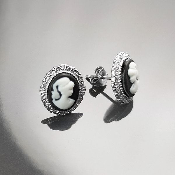 Cameo Earrings - Sterling Silver Black and white Resin stone Cameo - Vintage Victorian Jewelry - Studs Earrings System