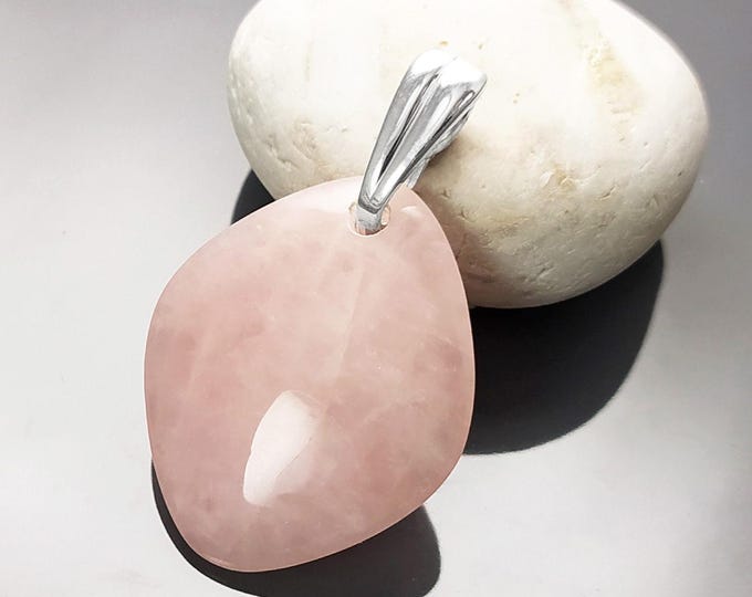 Genuine Oval Quartz PENDANT, Sterling Silver and Natural Rose Quartz Pendant, Veined Pink Stone, Gemstone Birthstone, Stunning Quartz.