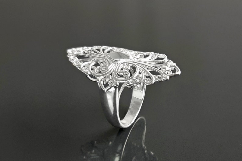 Armor Ring, Sterling Silver, Filigree Marquise Lace Ring with French Versailles Castle inspired Design, Vintage jewelry image 5