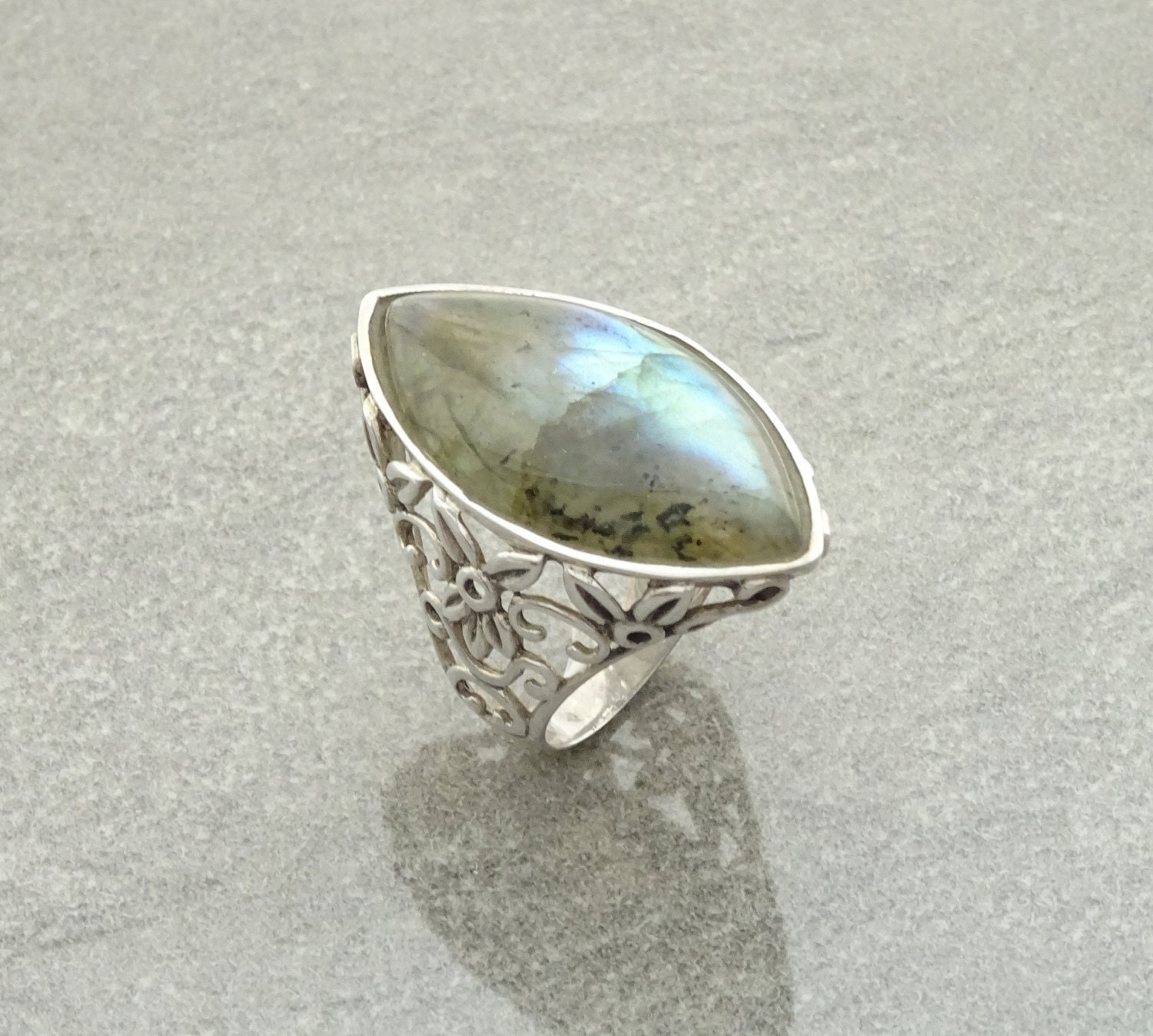 Buy Labradorite Ring, Oval Ring, Gemstone Ring, Gift Ring, Handmade Ring,  Girlfriend Gift, 925 Sterling Silver Ring, Dainty Ring, Women Jewelry  Online in India … | Gemstones, Labradorite ring, Gemstone rings