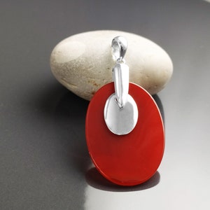 Grand Pendentif Agate Rouge Argent Pendentif OVAL Imposant en Argent 925 et Agate Rouge Pendentif Moderne Argent image 6