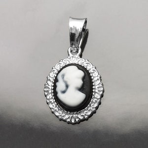 Cameo Pendant, Sterling Silver Black and white Resin stone Cameo, Vintage Victorian Jewelry, Small Cameo Charm, Small Antique Style Jewel