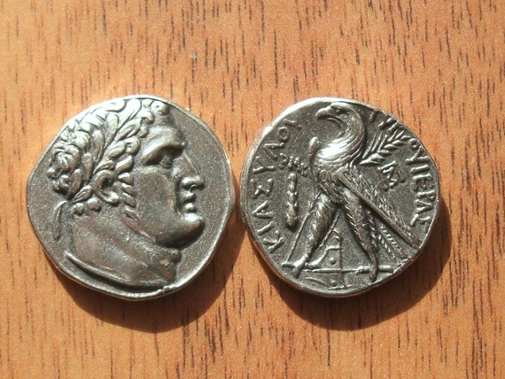 Tyrian shekel coin replica - The Judas coin - The Romans