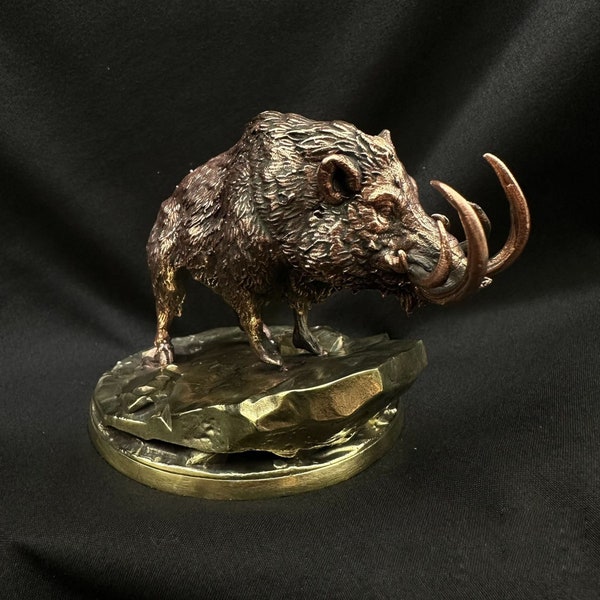 Vintage Solid Bronze Wild Boar Statue Handicraft,Pure Copper Metal Tusked Boar Art Crafts Home Desk Decor Art Collection, Gift