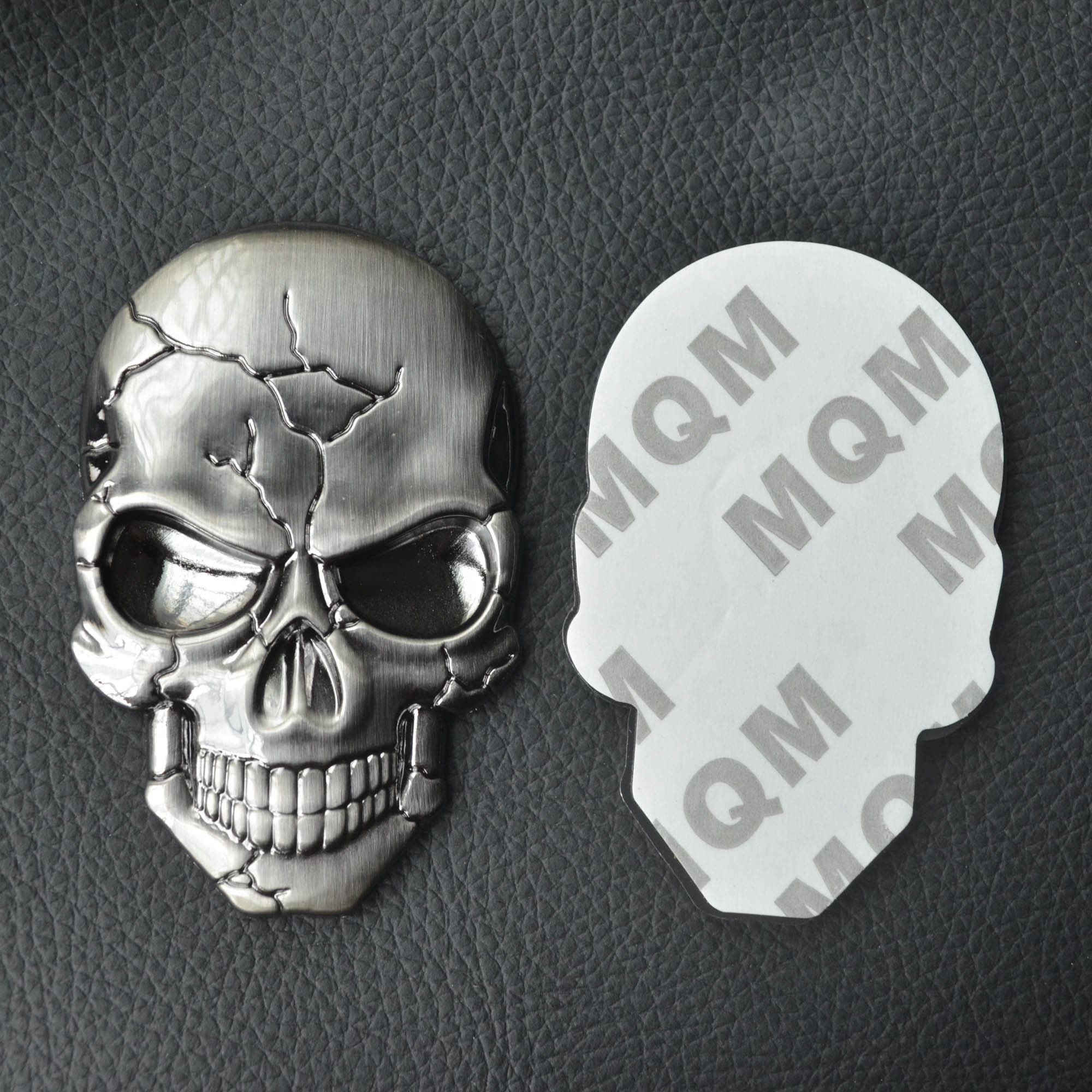 2pcs Car Styling 3D Metal Skeleton Skull Emblem Badge Stickers Decals Auto  Truck Motorcycle Car Accessories Automobiles