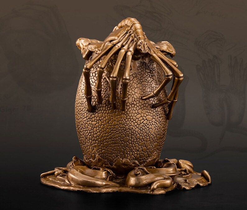 Fine 6.5 Bronze Artwork Alien Facehugger Alien Egg Larva Etsy