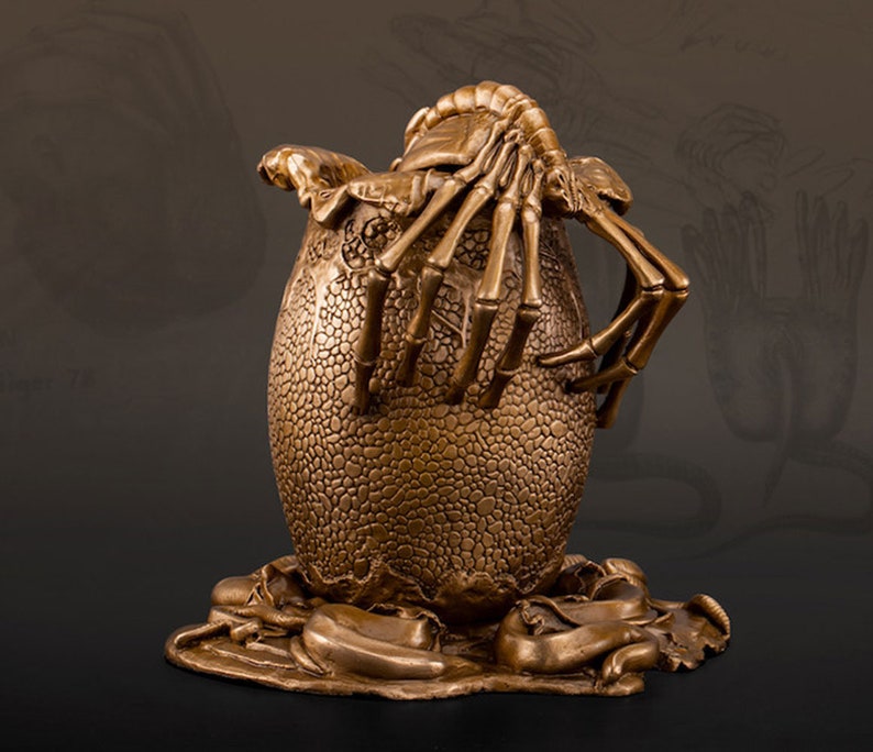 Fine 6.5 Bronze Artwork Alien Facehugger Alien Egg Larva Etsy