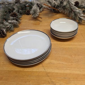 Moderne Style Fine China by Harmony House #3545 NEW Condition — (5) Salad Plates + (5) Sauce/Fruit/Dessert Bowls — JAPAN