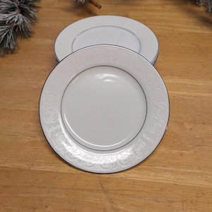 Southwicke Fine China Set -- Six (6) Bread Plates -- Perfect Condition -- MADE IN JAPAN