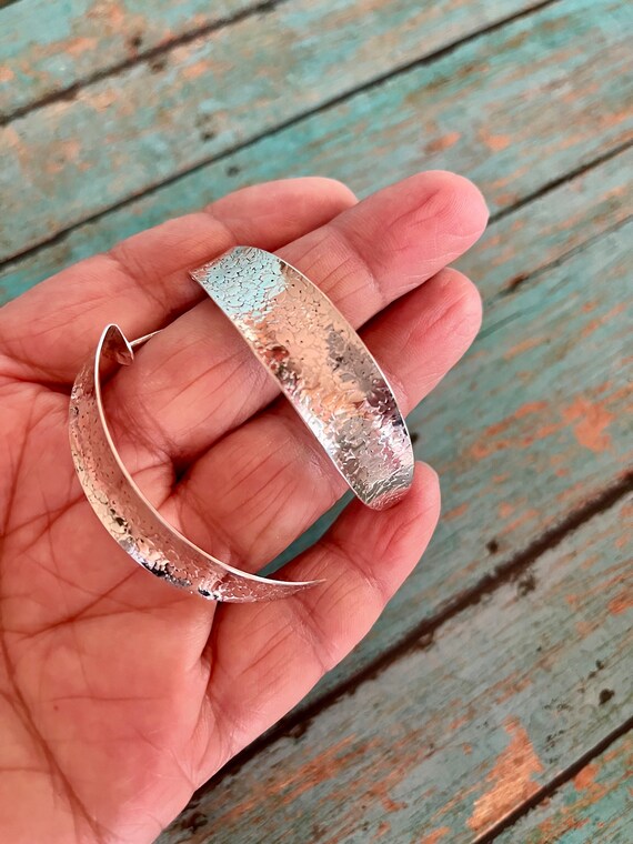 Lightweight Concave Post Earrings
