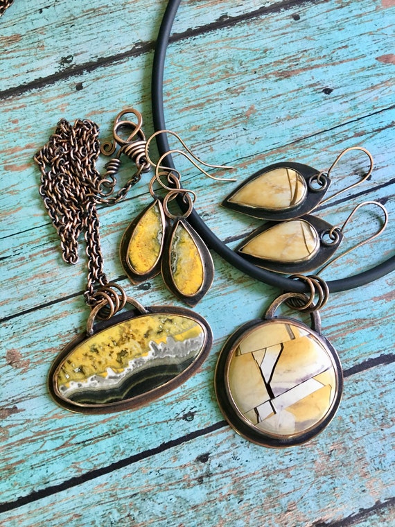 Brecciate Mookite Copper Set