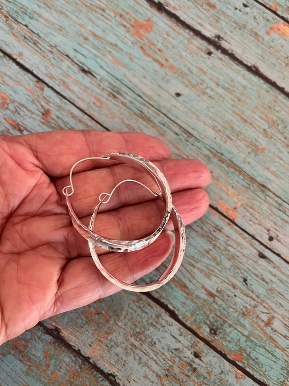 Lightweight Stering Silver Hoop Earrings