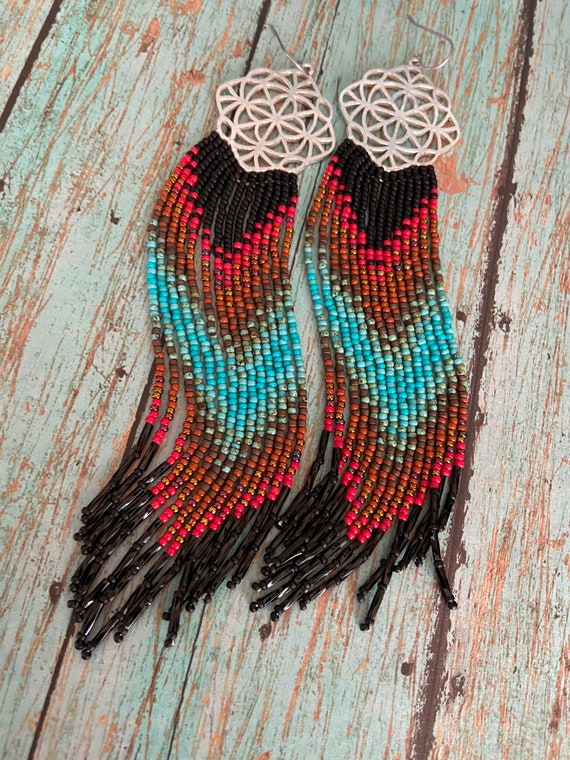 Long Bohemian Fringe Lightweight Ombre Shoulder Dusters Native American Inspired Gypsy Boho Hippie Chic Beaded Earrings