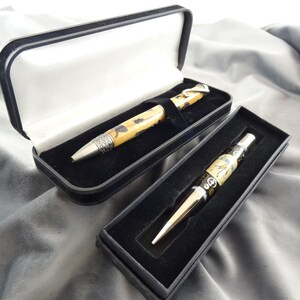 Oak Burl Wood Twist Pen immagine 3