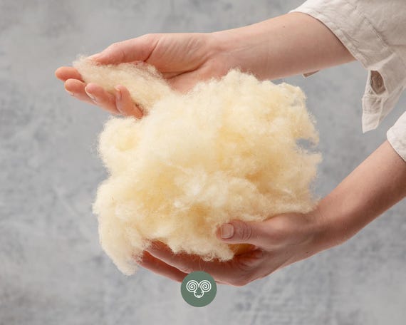 Organic Wool Stuffing / GOTS Certified / Perfect for filling pillows, cushions, dolls