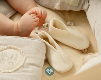 Wool Baby Slippers – Handmade Custom Infant Slippers in Natural Wool
