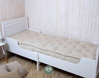 Tufted Daybed Cushion – Custom Wool Bench Cushion Made to Measure