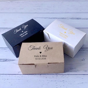 100 stks Wit Zwart Kraft Bruiloft Bedankt Gunst Dozen Doopfeest Goudfolie Chocolade Koekje Kleine Taart Slice Snoepjes Doos