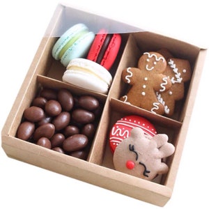 100pcs Quattro scomparti Frosty Matte PVC o scatola di maniche di carta / cesto di Natale Scatola regalo Bomboniera di nozze Scatola di visualizzazione del prodotto Scatola di imballaggio
